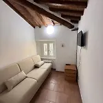 Il Poggiolino D'oro * Il Bastardo