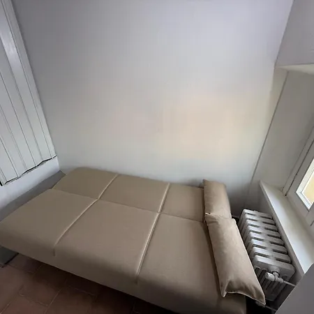 Il Poggiolino D'oro Apartment *