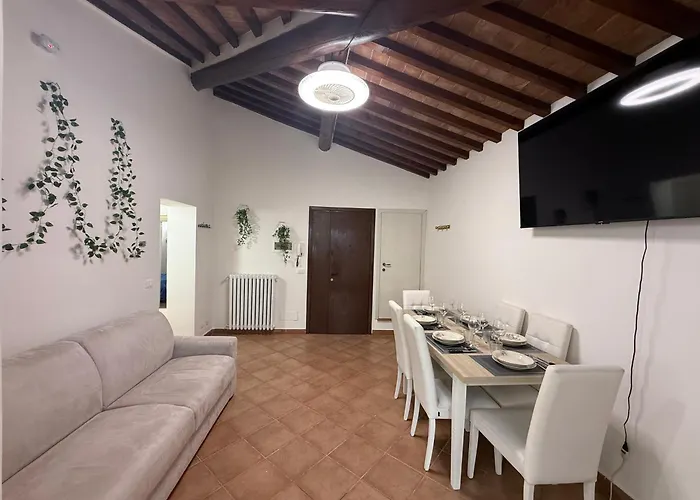 Il Poggiolino D'oro Apartment